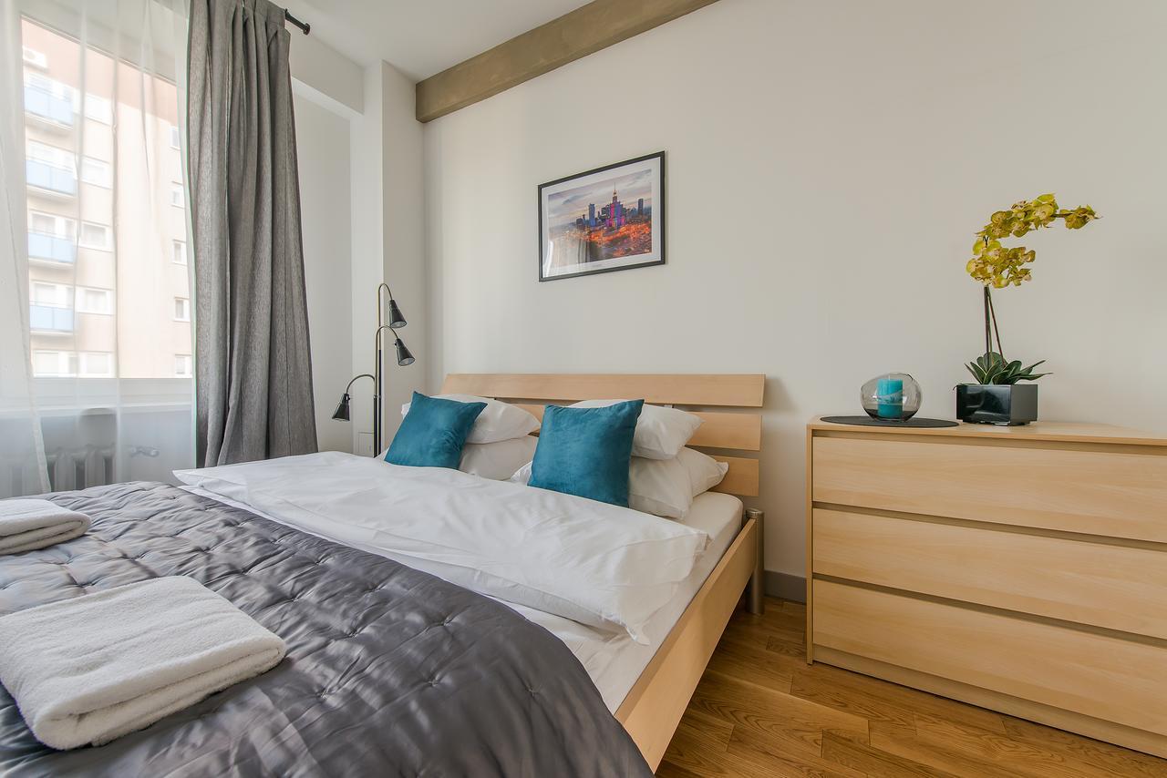 Chmielna 73 P&O Serviced Apartments ワルシャワ エクステリア 写真