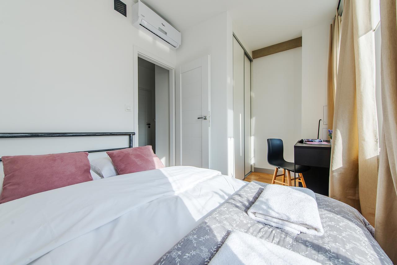 Chmielna 73 P&O Serviced Apartments ワルシャワ エクステリア 写真