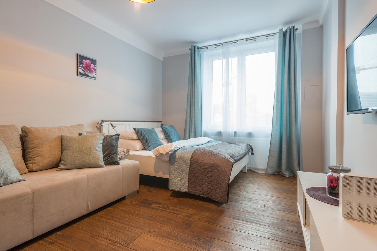 Chmielna 73 P&O Serviced Apartments ワルシャワ エクステリア 写真