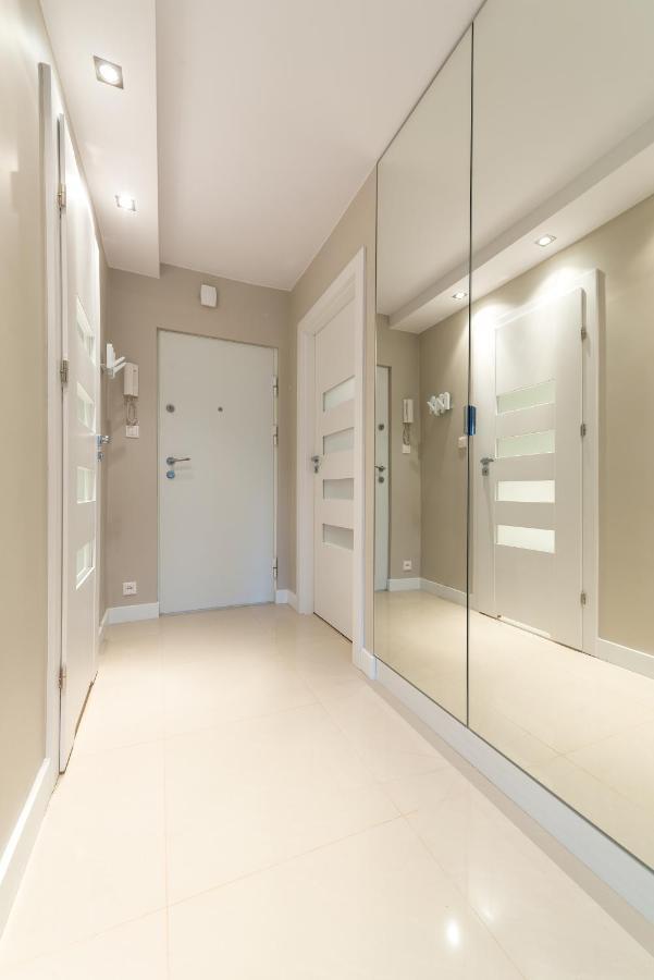 Chmielna 73 P&O Serviced Apartments ワルシャワ エクステリア 写真