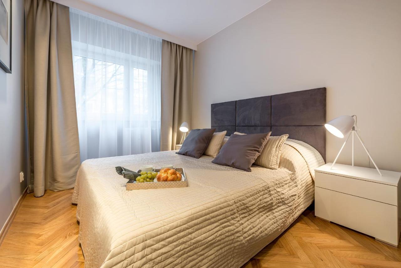 Chmielna 73 P&O Serviced Apartments ワルシャワ エクステリア 写真